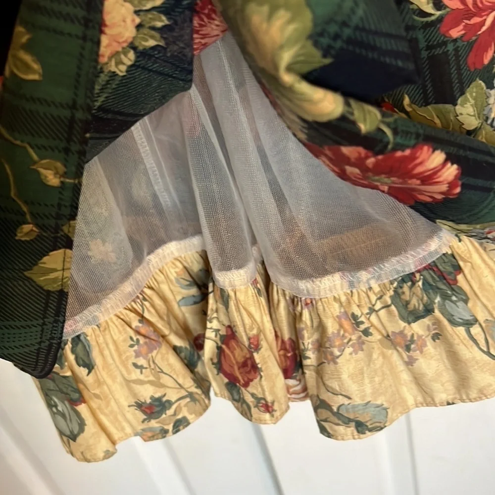 Jinelle girls vintage holiday dress . Lace collar ruffle sash sz8